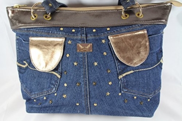 trendige Sternen Handtasche Echtleder Bronze/Metallic kombiniert mit Jeans - 